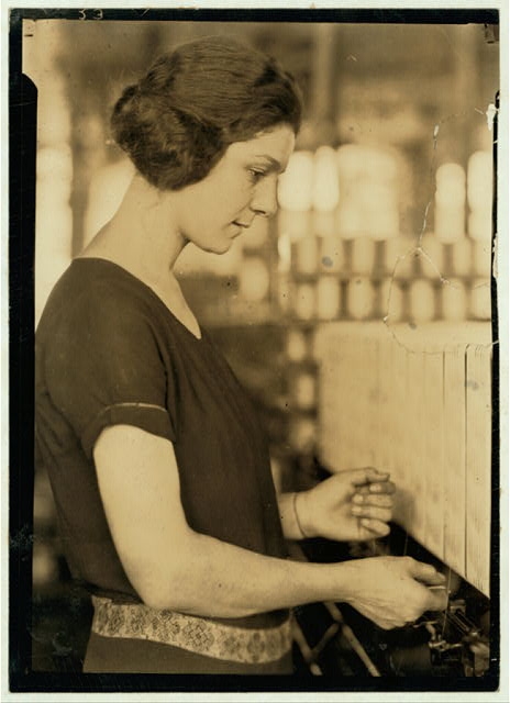 Cheney Silk Mills. Favorable working conditions....