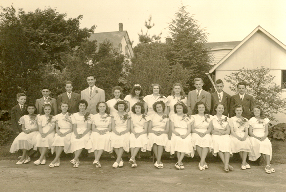 1948 8th Grade Graduates