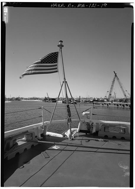 MAIN DECK AFT, STERN NOTCH AND FLAGSTAFF DETAIL - U.S....