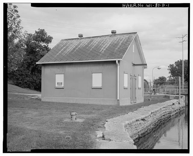 1. VIEW NORTHEAST, Storage building/boathouse - Kaukauna...