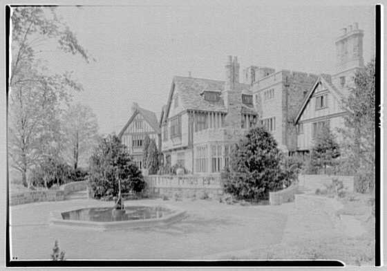 Clarence McK. Lewis, Skylands Farm, residence in...