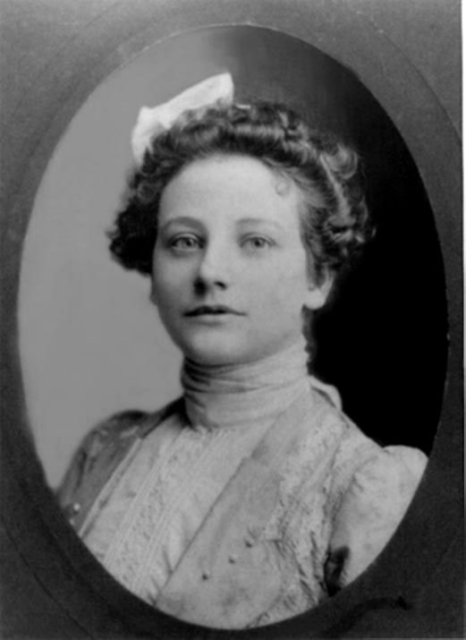 Lilly, Daughter of Robert W and Essie Bryant Logan