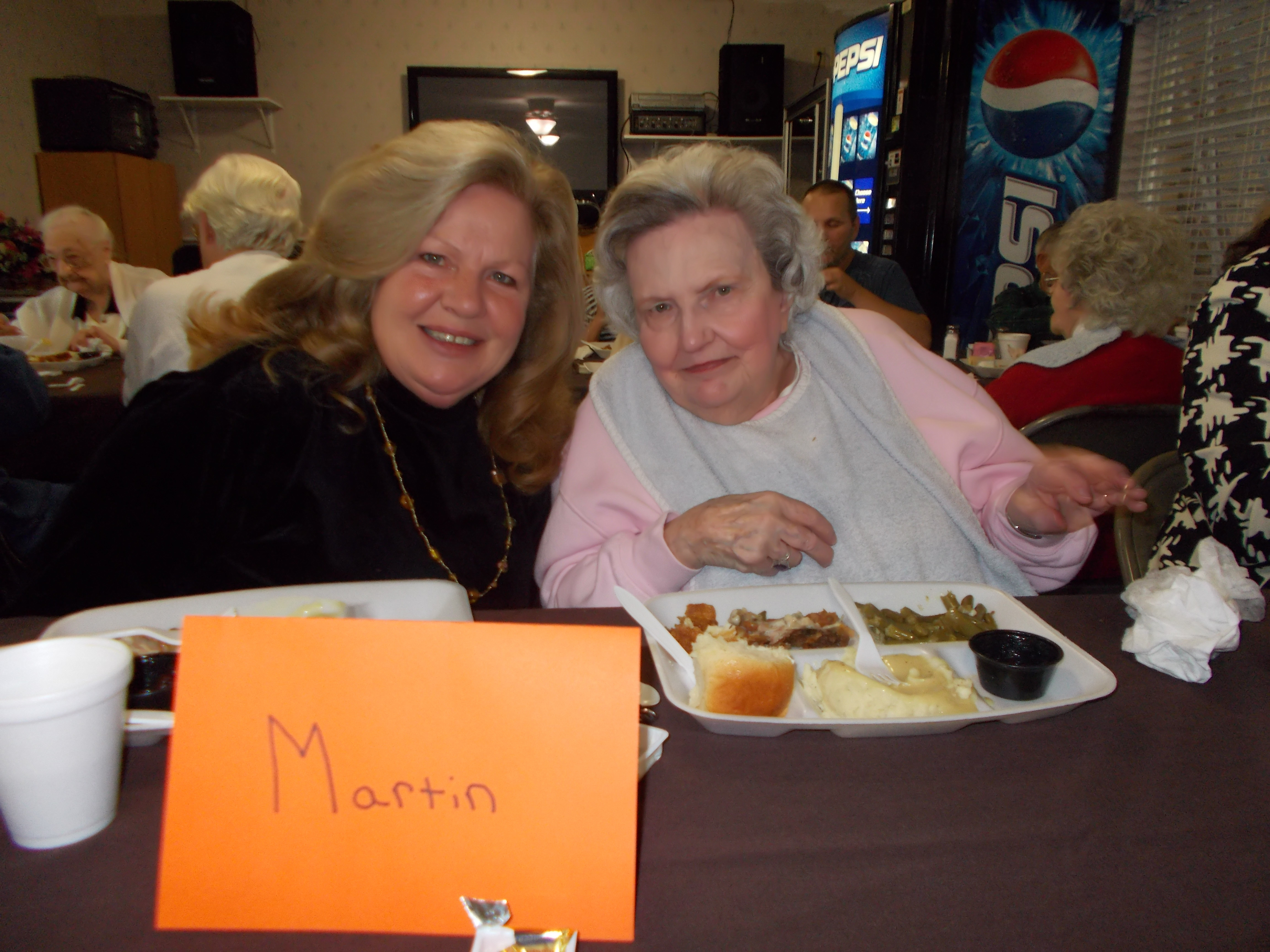 Marjorie and daughter Sandy