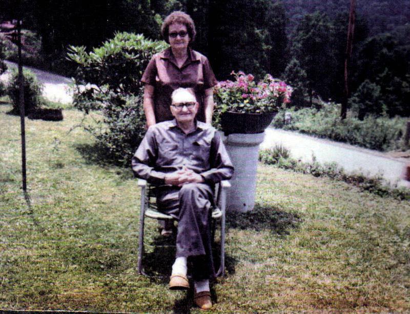 Neal Dent and Reva "Dent" Hobbs