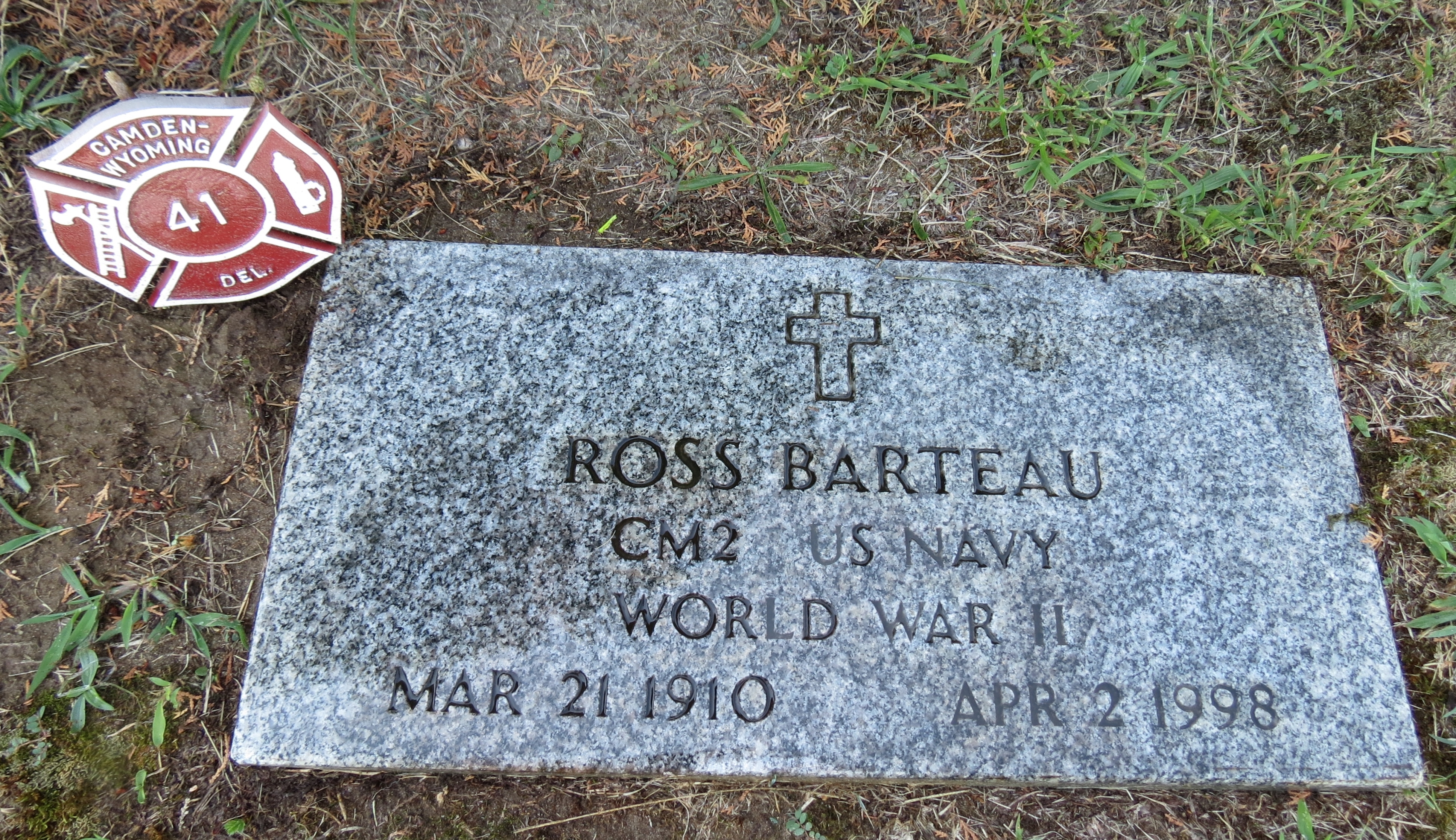 Ross Barteau Gravesite