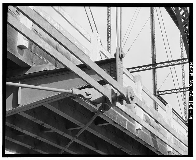 14. VIEW OF FLOOR BEAM CONNECTIONS WITH LOWER CHORD,...