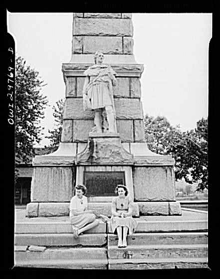 Point Pleasant, West Virginia. A monument erected to...