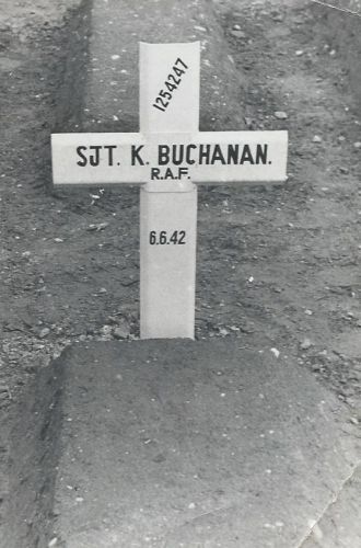 Kenneth  Buchanan gravesite