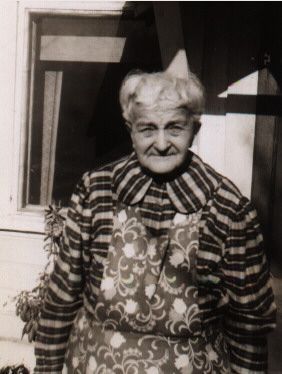 Close up of Anna Frohlick