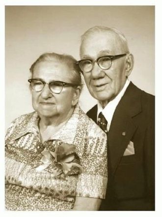 Bessie G Cramer & Rudolph D Cramer, older