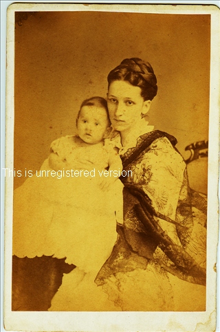Mary Washington Bolton Chesterman and son Lynn