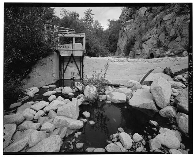 4. FRONT OF DAM, LOOKING NORTH-NORTHEAST. - Santa Ana...