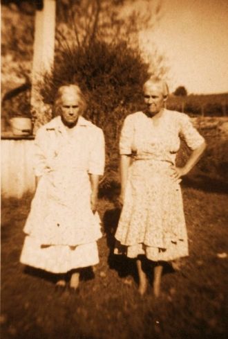 Mary and Ruth Bowling