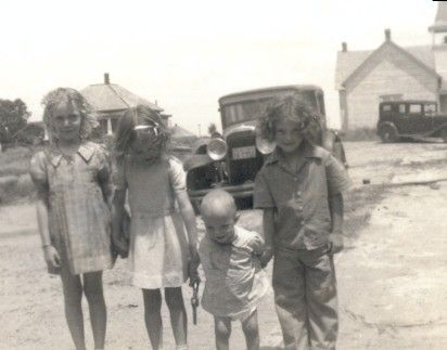 Children in Elk City OKlahoma