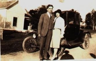 Melvin & Susie 'Lucille'  (Brown) Gee, 1925