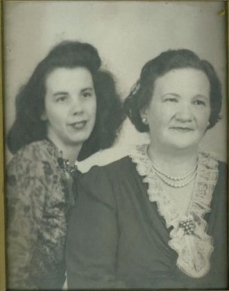 Bettie Gattis and Mother