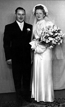 Thelma (Uken) & Alexander Barthel, MN 1939