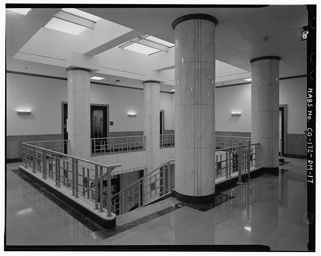 Stairwell from first floor to ground floor - Fitzsimons...