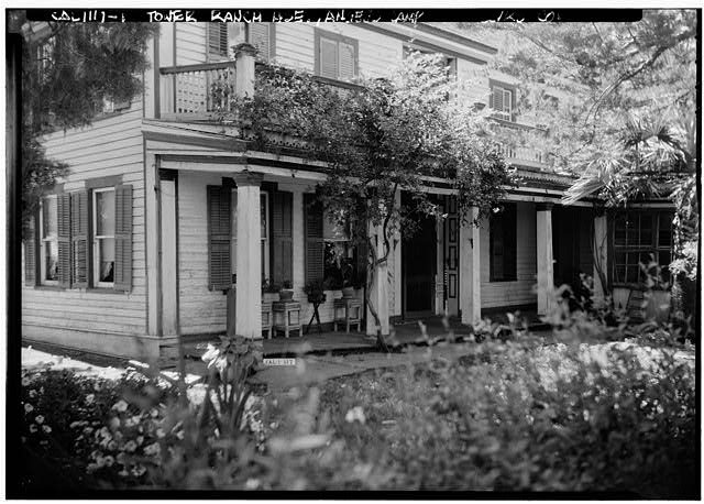 2. Historic American Buildings Survey Wm. H. Knowles,...