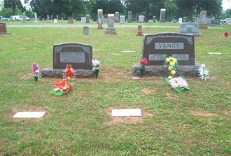 Zachariah, Amanda and Stephen Yancy's Graves 