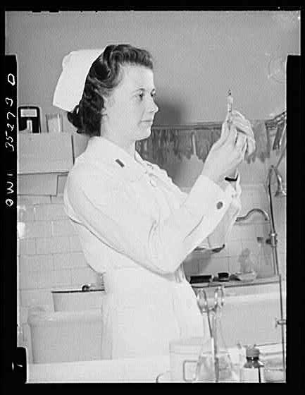 Walter Reed Hopsital, Washington, D.C. Lieutenant Frances...