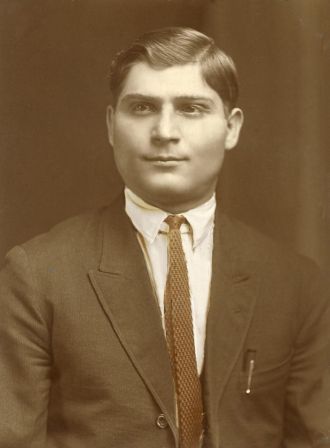 Harry Savos Meraklis, 1928