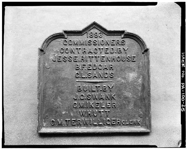 25. DETAIL VIEW OF COMMEMORATIVE NAMEPLATE PLAQUE, NORTH...