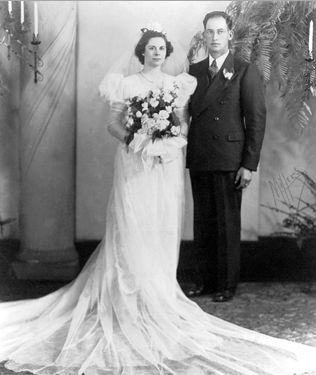 Harold and Alice (Smith) Barthel, 1940