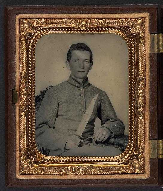 [Unidentified soldier in Confederate artillery uniform...