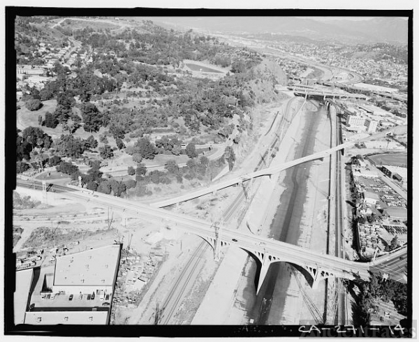 14. BROADWAY BRIDGE. LOOKING NORTHWEST. NOTE ARROYO SECO...