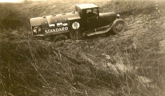 Standard Oil truck, 1936