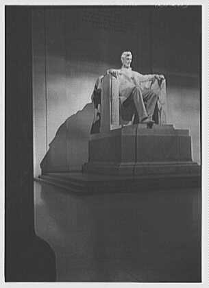 Washington, District of Columbia. Lincoln statue II, at...