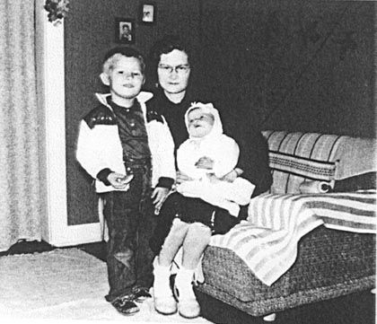 Louis Ray Oliver, Jr. Cindy Oliver, & Unknown Lady