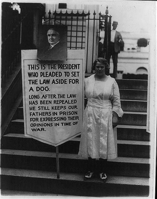 Protesters at the White House, 1922