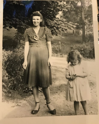 Jessie and Barbara Long