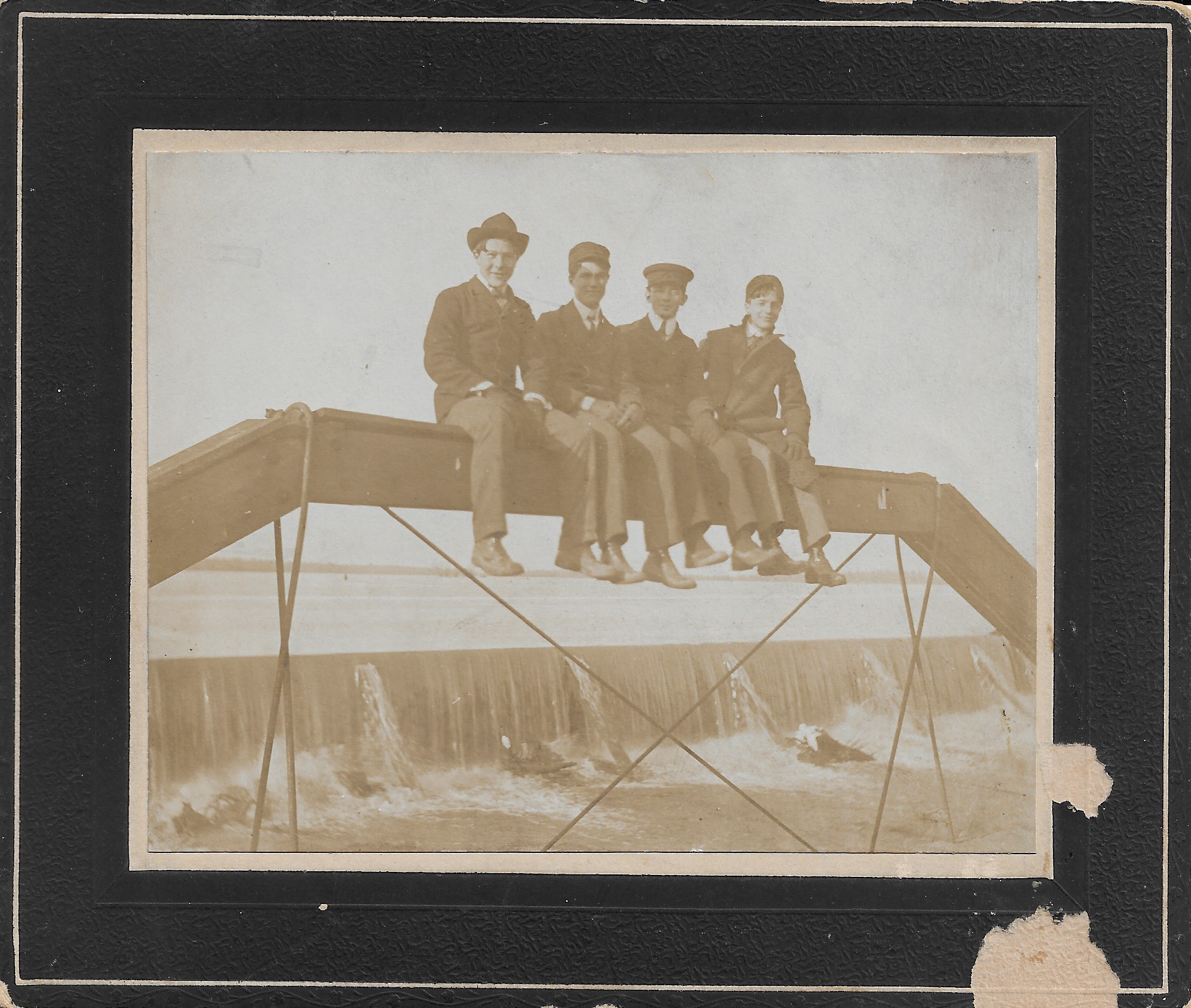 1903