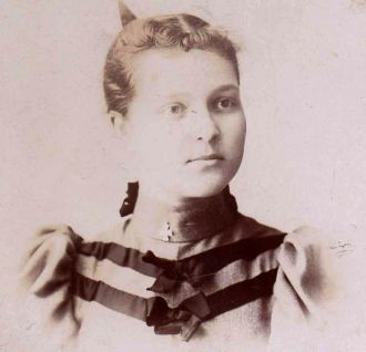 Lilly Gilbertson; Galesville, WI; Class of 1895