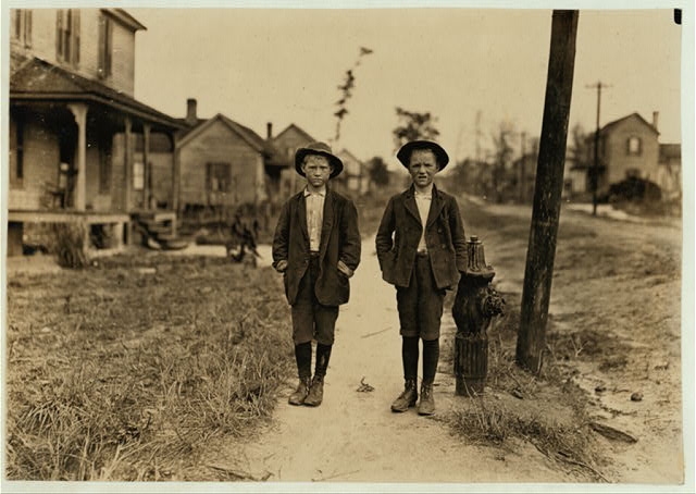 On streets near Daniel Mill. Lincolnton, N.C. Right hand...