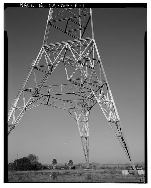 2. TOWER 32, LOWER PORTION. VIEW LOOKING NORTH. - Chollas...