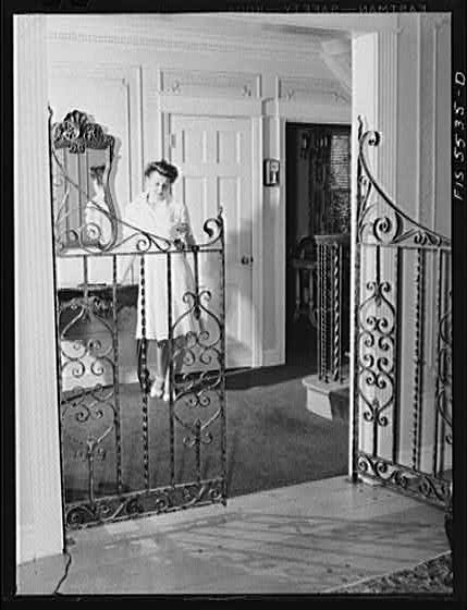 Washington, D.C. The Icelandic legation. Margret Thors...