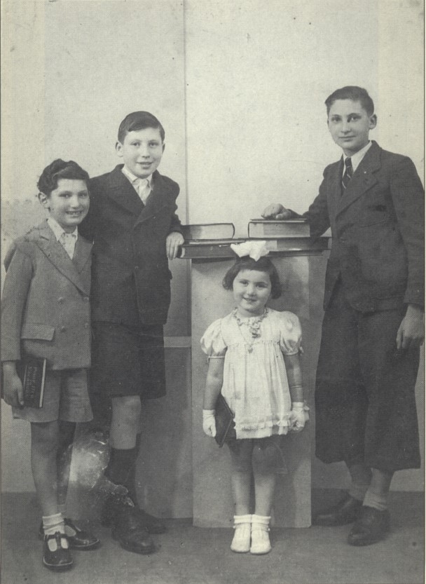 Jeanne Obrejan & brothers 1942