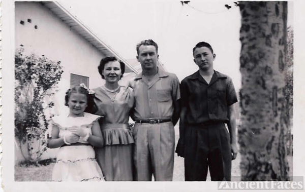 Leon Russell and Family