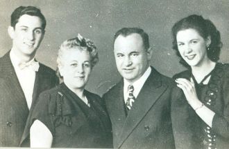 Celia Nagan family