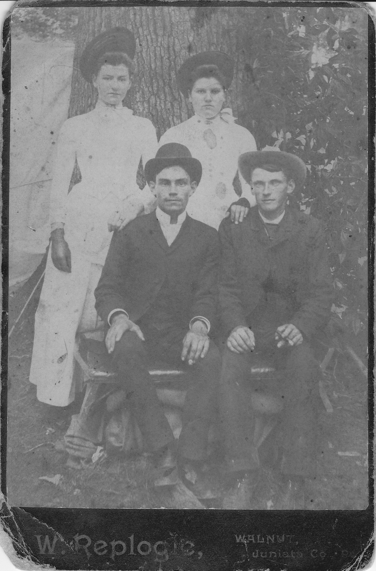Two unknown couples