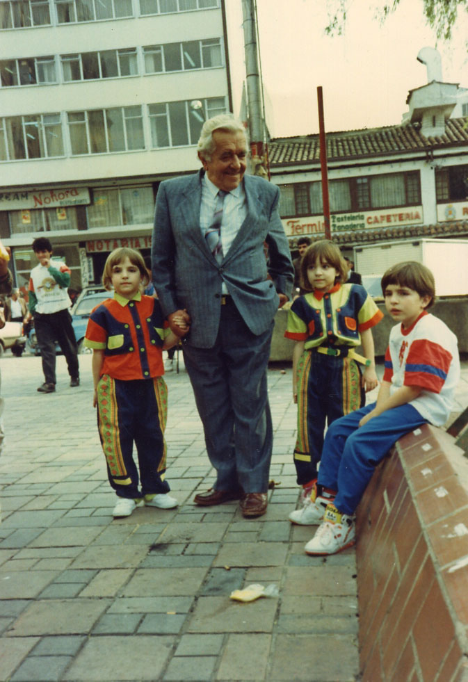 Ismael Camacho with his grandchildren- Colombia 1994