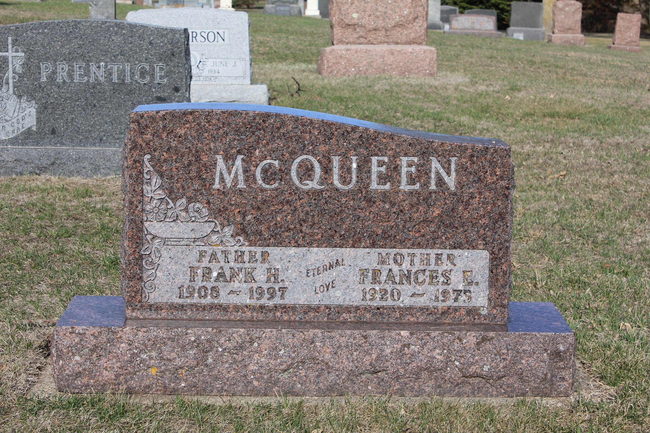 Frank & Frances McQueen gravesite