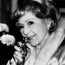 Mary Pickford with an Oscar.