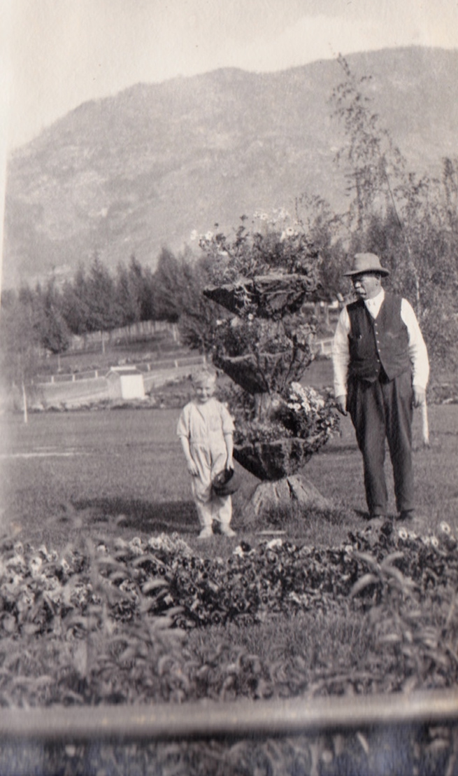 unknown Mystery photo