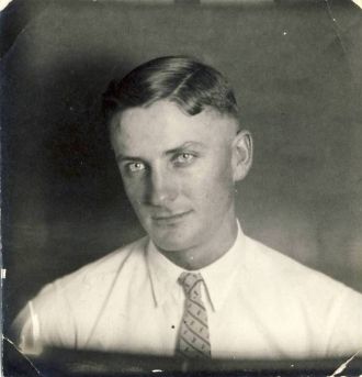 Lester O Wolters