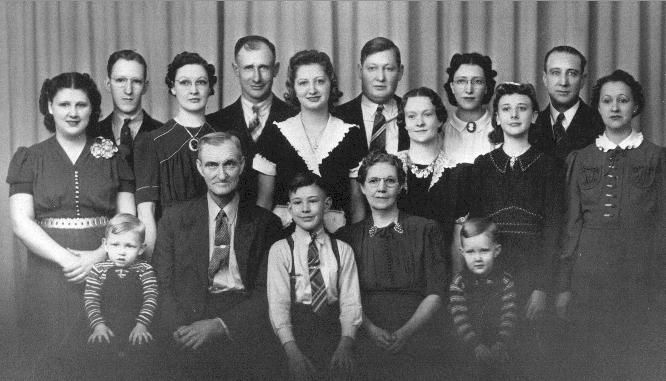 William & Esther Houseman Family, SD 1940